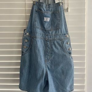 Levi’s overalls